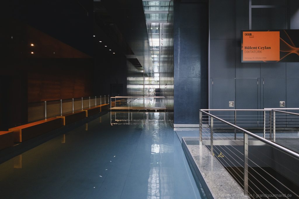 Jean Nouvels Inszenierung: Wenn das Wasser des Vierwaldstättersees Teil der Architektur wird.